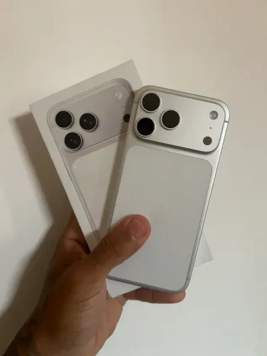 iPhone 17 pro Max 256gb