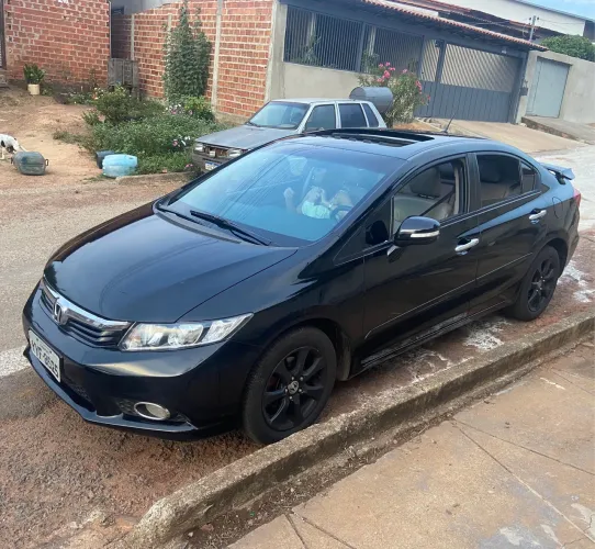 Honda Civic Sedan EXS 1.8/1.8 Flex 16V Aut. 4P 2013