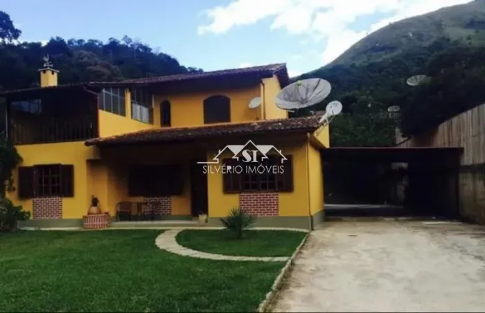 Casa- Petrópolis, Vale do Cuiaba