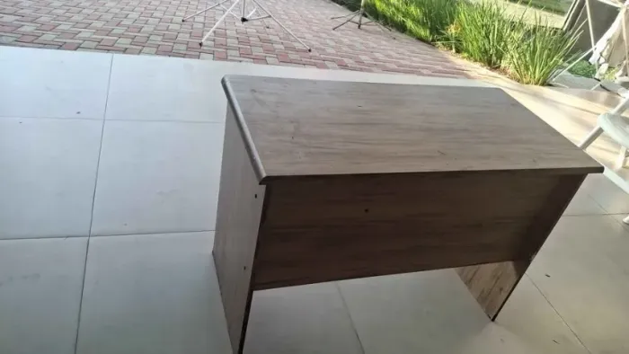 MESA DE ESCRITORIO NO AMERICA