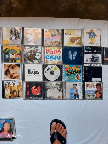 VENDA DE CDS NOVOS LOTE