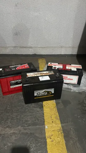 Bateria estacionária 100amp seminova