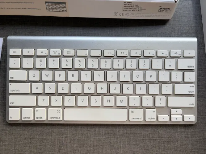 Teclado Apple wireless