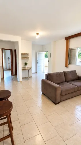 Aluguel anual apto 2 Quartos Mobiliado Lagoa da Conceição | Ar cond. | Sacada
