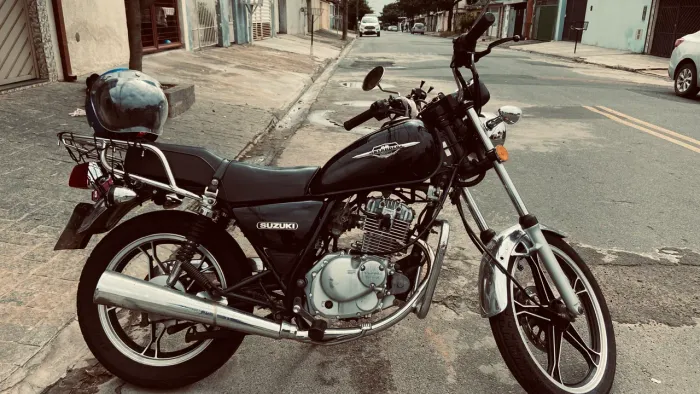 Moto Intruder 125 (2015/2016)
