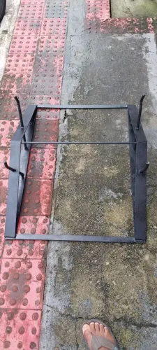 Suporte escada de teto veículo
