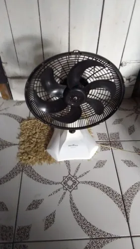 Vendo Ventilador Britânia em ótimas condições 