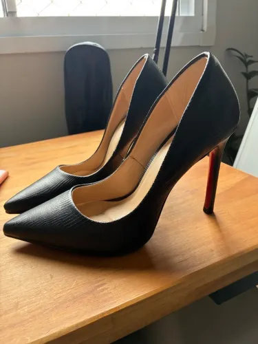 Sapato scarpin royalty salto alto