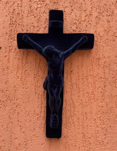 Crucifixo De Parede Aveludado Azul Imaginarium - Perfeito Estado