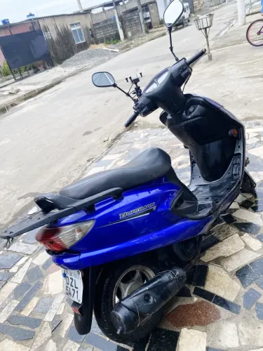 Suzuki Burgman 400 2008