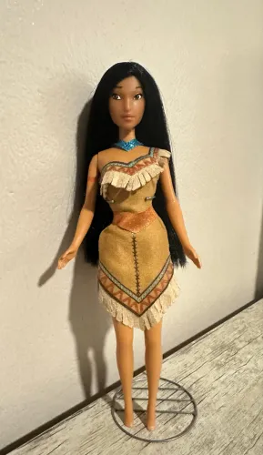 Boneca Pocahontas Disney 