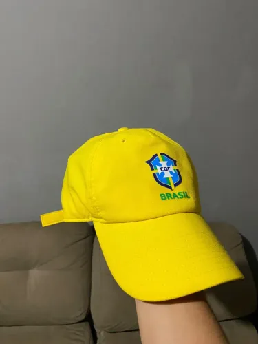 Boné Brasil Nike Club - Strapabck - Adulto Semi-Novo