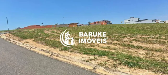 Terreno à venda no bairro RESERVA PETRUS