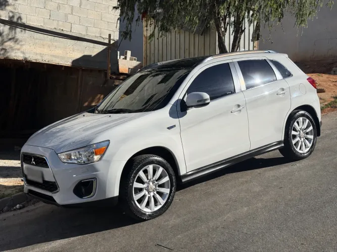 Mitsubishi ASX 2.0 16V 4X4 160cv Aut. 2014