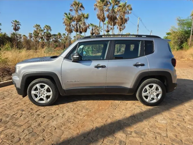 Jeep Renegade Sport T270 1.3 TB 4X2 Flex Aut. 2023
