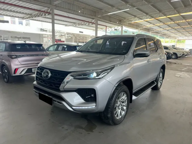 Toyota Hilux SW4 SRX 4X4 2.8 TDI 16V Dies. Aut. 2021