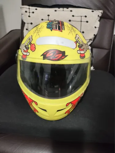 Capacete infantil