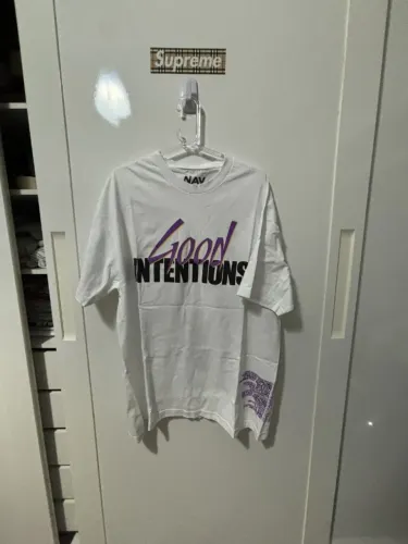 Camiseta Vlone Doves Branca - Tamanho G - Usada