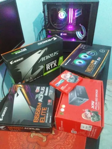 PC Gamer Ryzen 5 5600 + RTX 2080 Ti + 32GB RAM + SSD 2TB