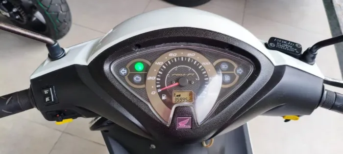 BIZ 125 DE COR BRANCA 2016 COMPLETA