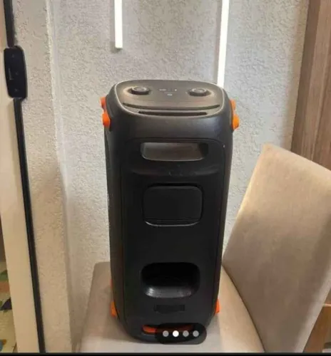 JBL party Box 110