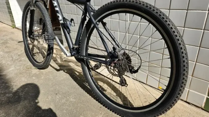 Bicicleta Caloi Aro 29 21V | Freios a Disco | Quadro Alumínio