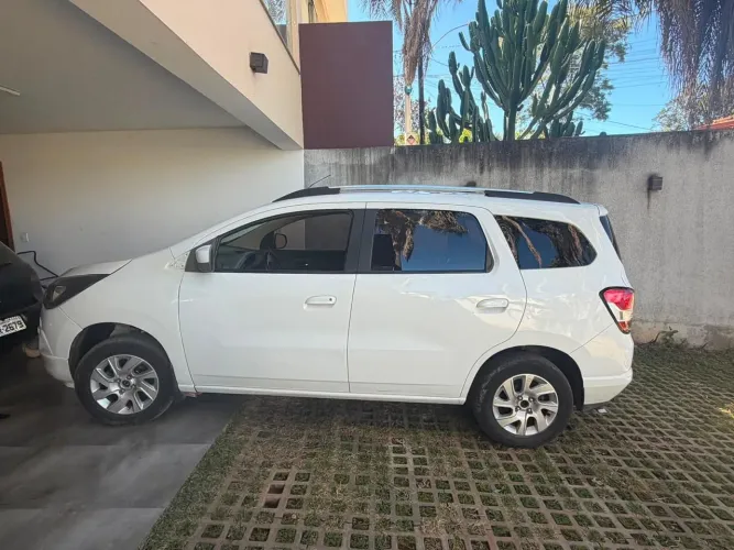 Chevrolet Spin LTZ 1.8 8V Econo.flex 5P Aut. 2016