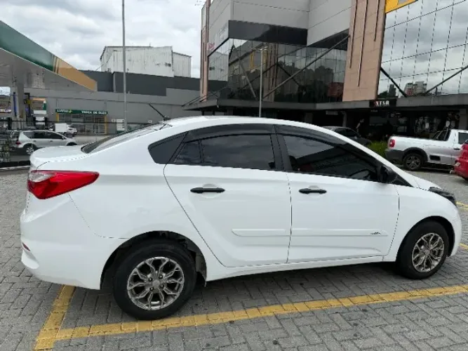 Hyundai HB20S C.plus/c.style1.0 Flex 12V Mec. 4P 2019