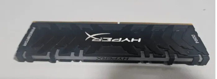 Memória RAM HyperX Predator 8GB 2933 MHz HX429C15PB3A/8