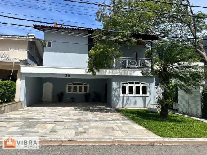Casa para alugar no bairro Alphaville - Santana de Parnaíba/SP