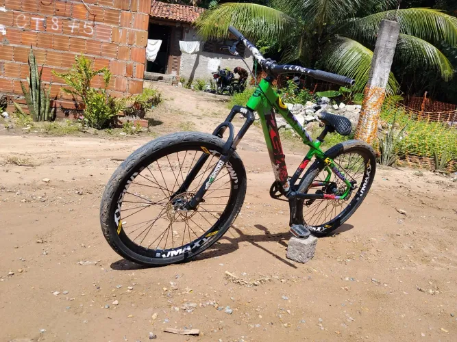 Bicicleta aro 26