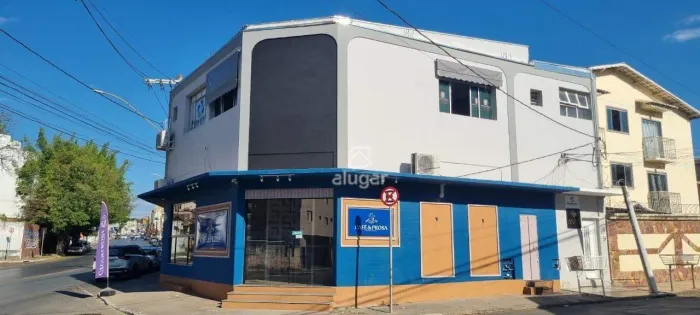 Sala para alugar, Vila Guilhermina - Montes Claros/MG - R$ 700,00 - Alugar Imóveis