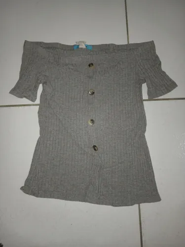 Camiseta Feminina Cinza de Algodão