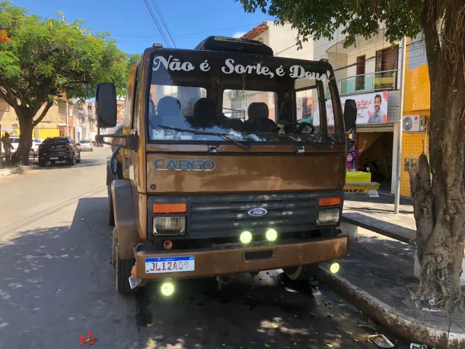 Caminhão pipa