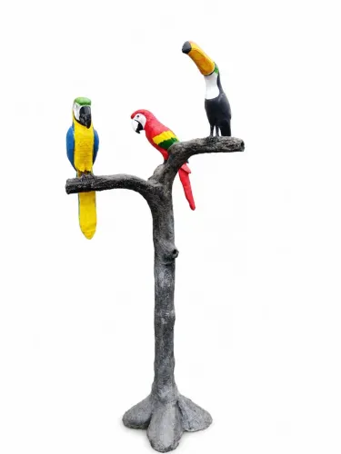Árvore decorativa com aves