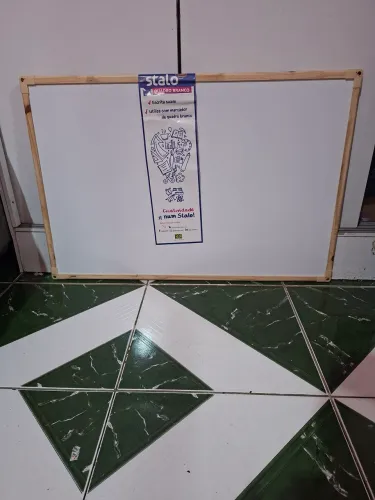 Vendo quadro/lousa branca nova nunca usada!