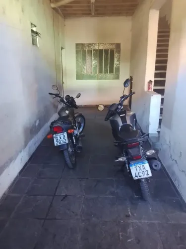Alugo apartamento