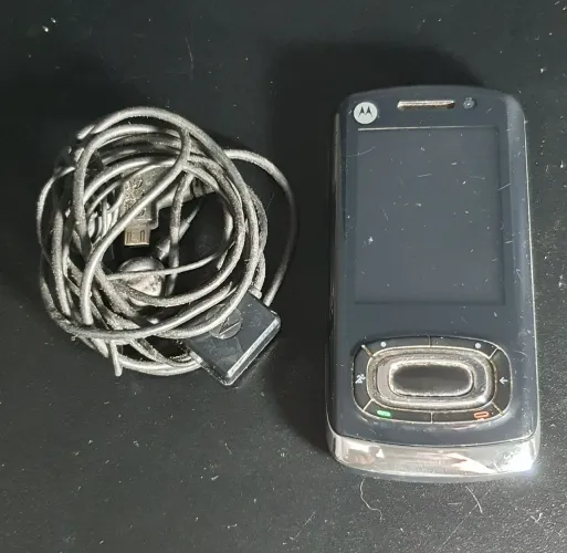 MOTOROLA W7 MP3 CELULAR ANTIGO SEM BATERIA COM FONE ORIGINAL