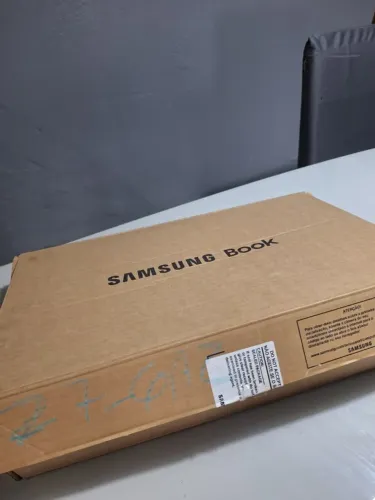 Notebook Samsung book i5 , 8GB + SSD TUDO FUNCIONANDO. DOU GARANTIA E ACEITO CARTÃO