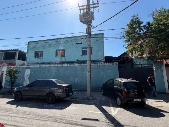 Galpão/Depósito/Armazém para venda com 600 metros quadrados
