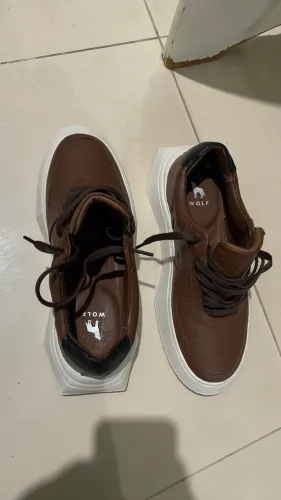 Sapato casual, ficou apertado no pé