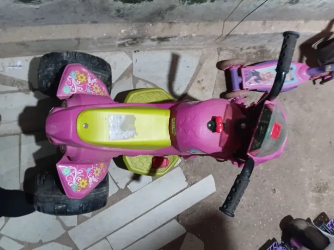 Moto eletrica infantil