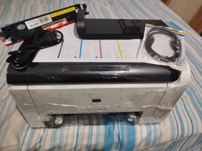 Impressora HP LaserJet Pro CP1025 Color - Revisada (Cilindro e Toners Novos)