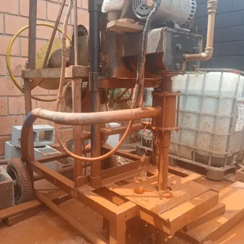Maquina de furar poço