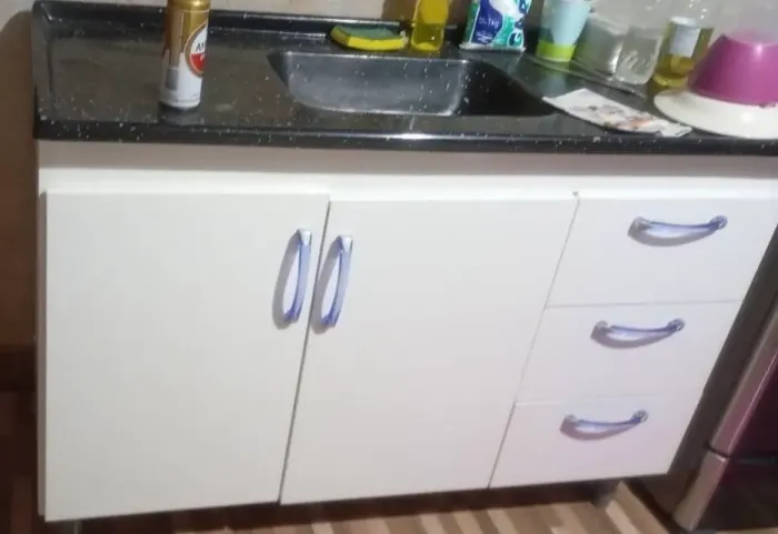 Pia pouco tempo de uso