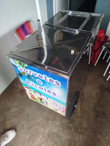 Carrinho de picolé