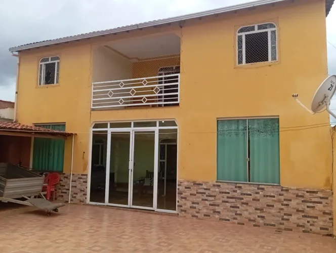 Vila Anália Casa Com 3 quartos /Quintal Grande...Ótima Localização 279.998.00