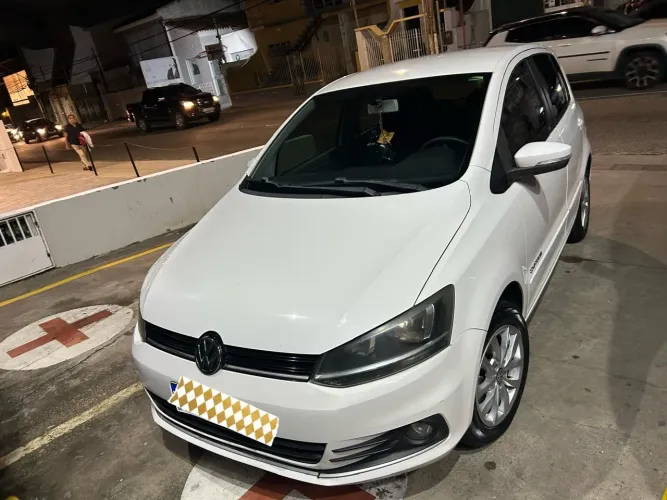 Volkswagen Fox Comfortline 1.6 Flex 8V 5P 2015