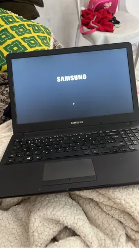 Notebook Samsung (lento)