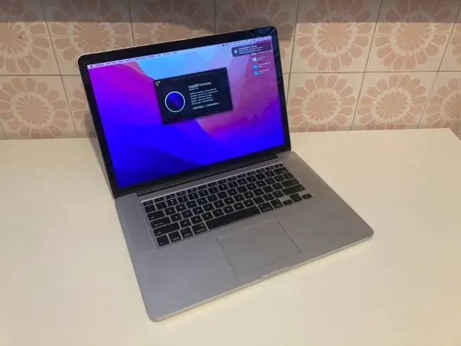 MacBook Pro } Excelente estado para profissionais de criação!